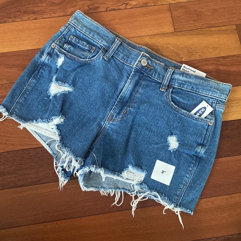 Old Navy Denim Shorts boyfriend size 6 frayed